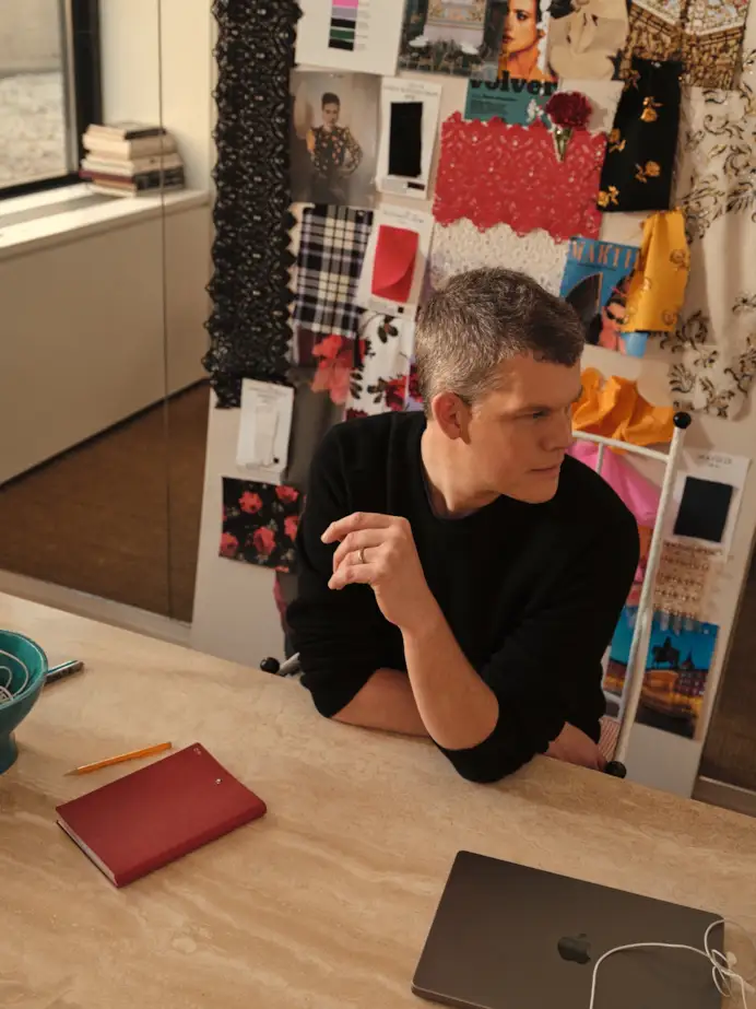 Un ritratto di Wes Gordon (courtesy Carolina Herrera)