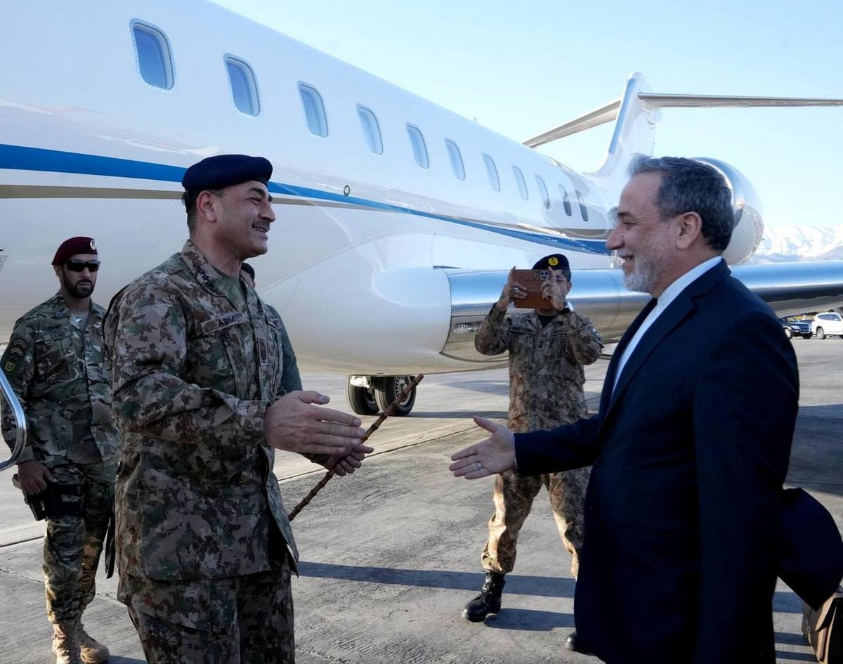 L'arrivo a Teheran del capo dell'esercito pakistano, Asim Munir