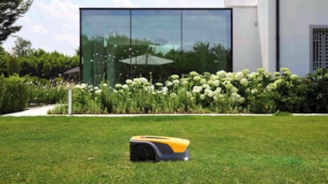 Ecovacs serie GoatBosch VisiMow 18V-100Roborock RockMow X1LidarDreame A3 Awd ProStiga serie Vista