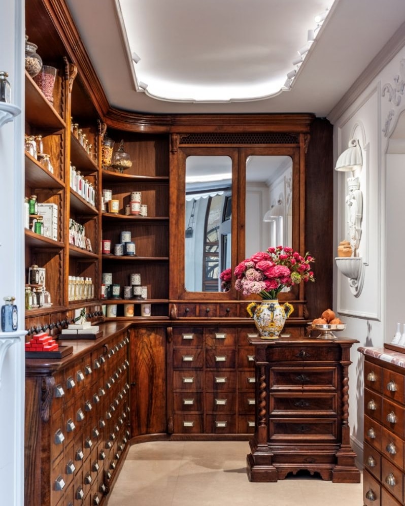 La sede di Officina profumo-farmaceutica di Santa Maria Novella all'hotel Savoy di Firenze (courtesy Officina profumo-farmaceutica di Santa Maria Novella)