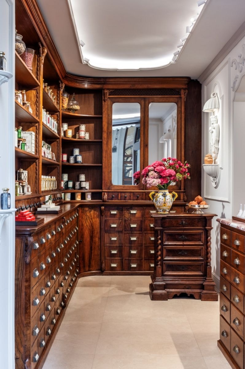 La sede di Officina profumo-farmaceutica di Santa Maria Novella all'hotel Savoy di Firenze (courtesy Officina profumo-farmaceutica di Santa Maria Novella)