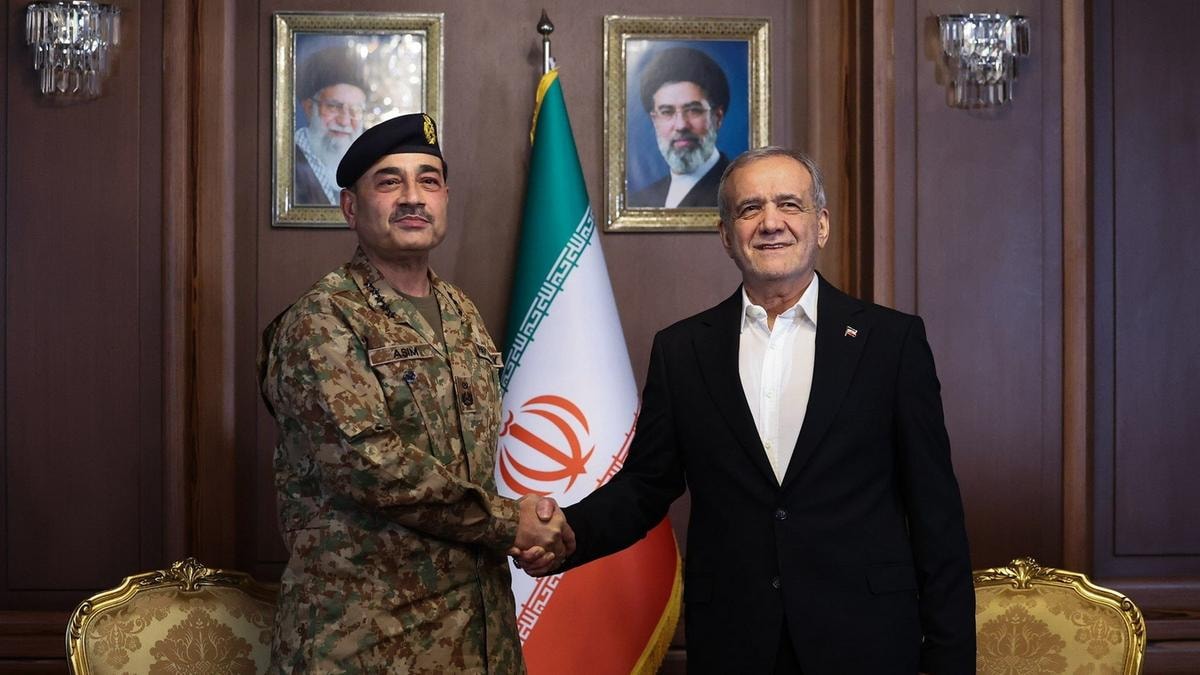 Guerra in Iran, la diretta | Trump: nuovi colloqui possibili già il 24 aprile. Teheran sequestra 2 navi gestite da Msc