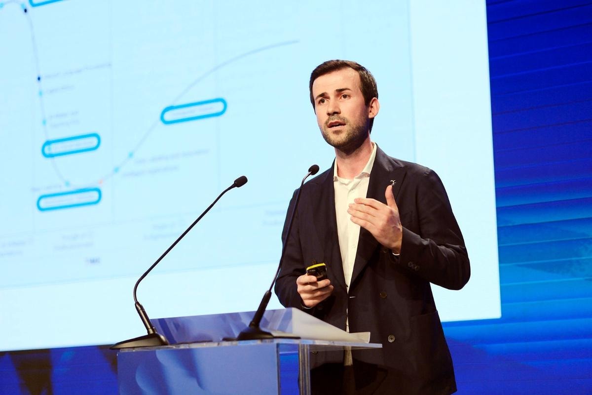 Uljan Sharka, ceo di Domyn