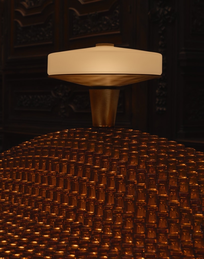 L'installazione Factory of light di Aesop (courtesy Aesop)