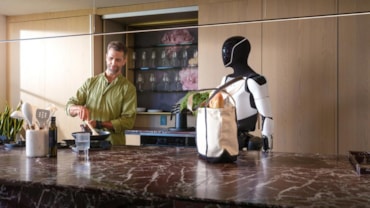 Il robot CLOiD presentato da LG al CES 2026Un'esibizione dei robot Atlas di Boston Dynamics (Hyundai)Il droide Optimus di Tesla in cucina