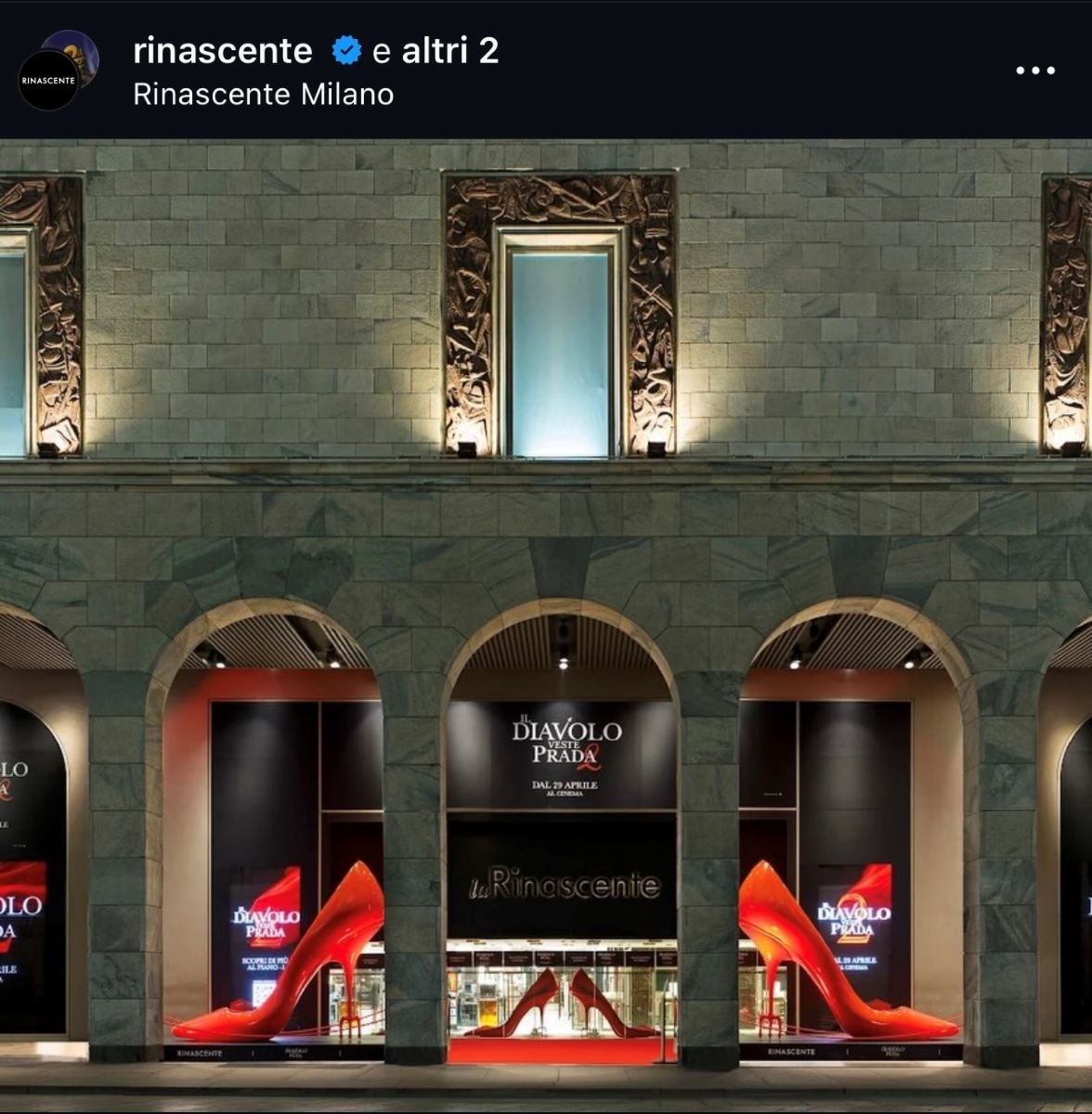 La sede di Rinascente a Milano (ph Instagram @rinascente)