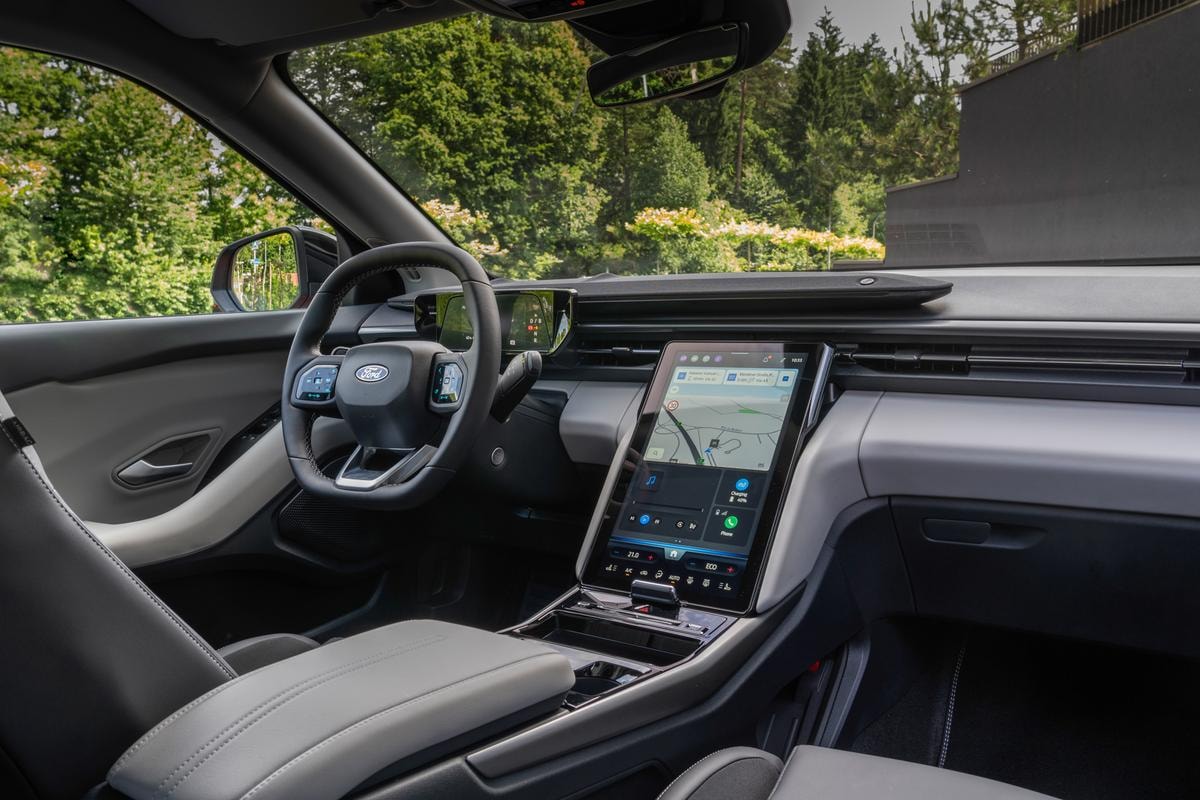 Ford Explorer elettrica: il SUV da viaggio che sfida i pregiudizi sull’elettrico
