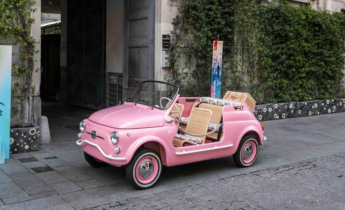 Le auto e le micro-car più sorprendenti viste durante la Design Week 2026