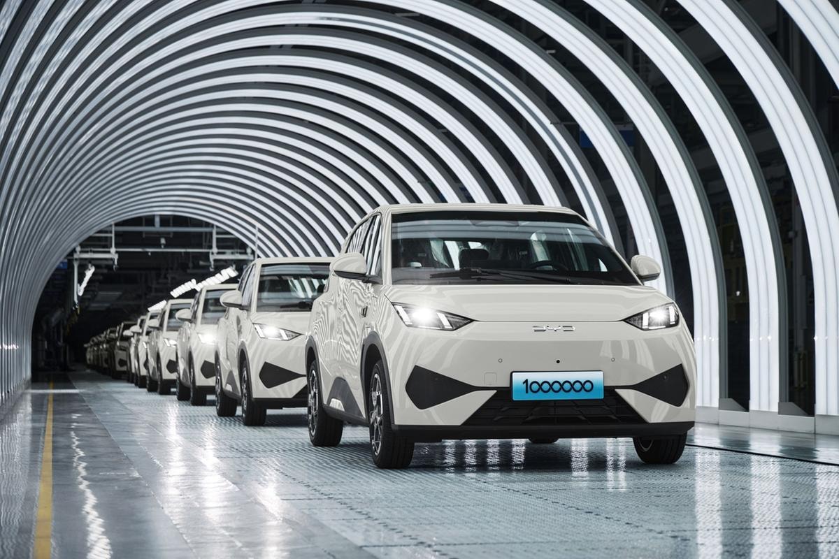 Byd, utili in caduta del 55% e ai minimi da tre anni: pesano guerra dei prezzi e concorrenza in Cina