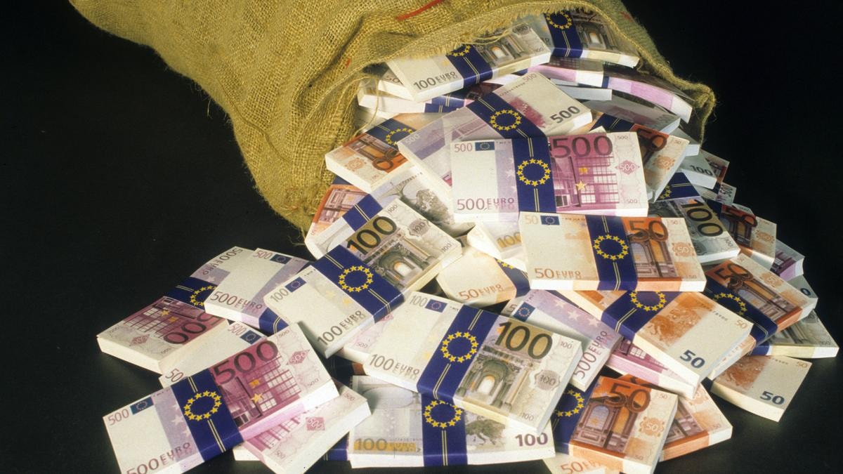 Boom dei patrimoni italiani all’estero: oltre 225 miliardi di euro