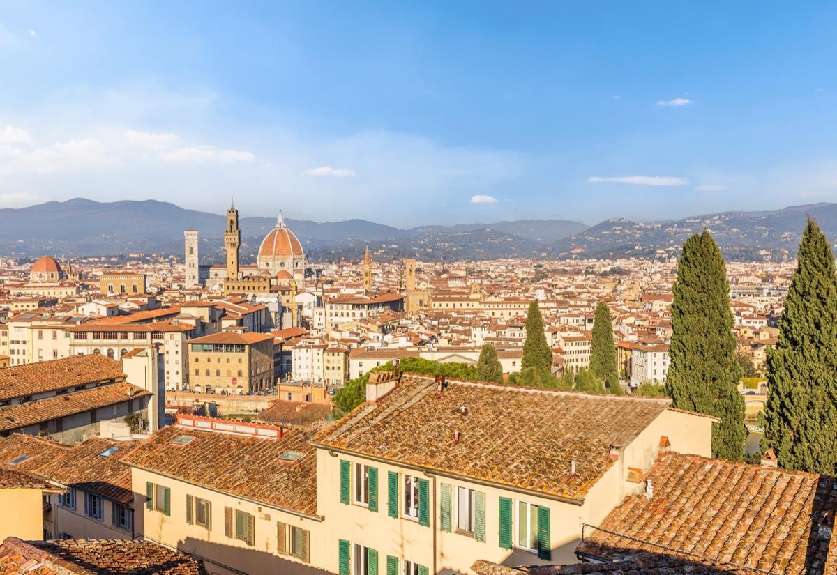 Firenze, in vendita la casa da cui Galileo Galilei osservava le stelle: vista mozzafiato sull’Arno