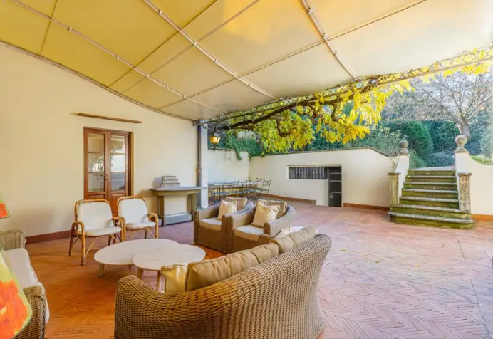 Firenze, in vendita la casa da cui Galileo Galilei osservava le stelle: vista mozzafiato sull’Arno