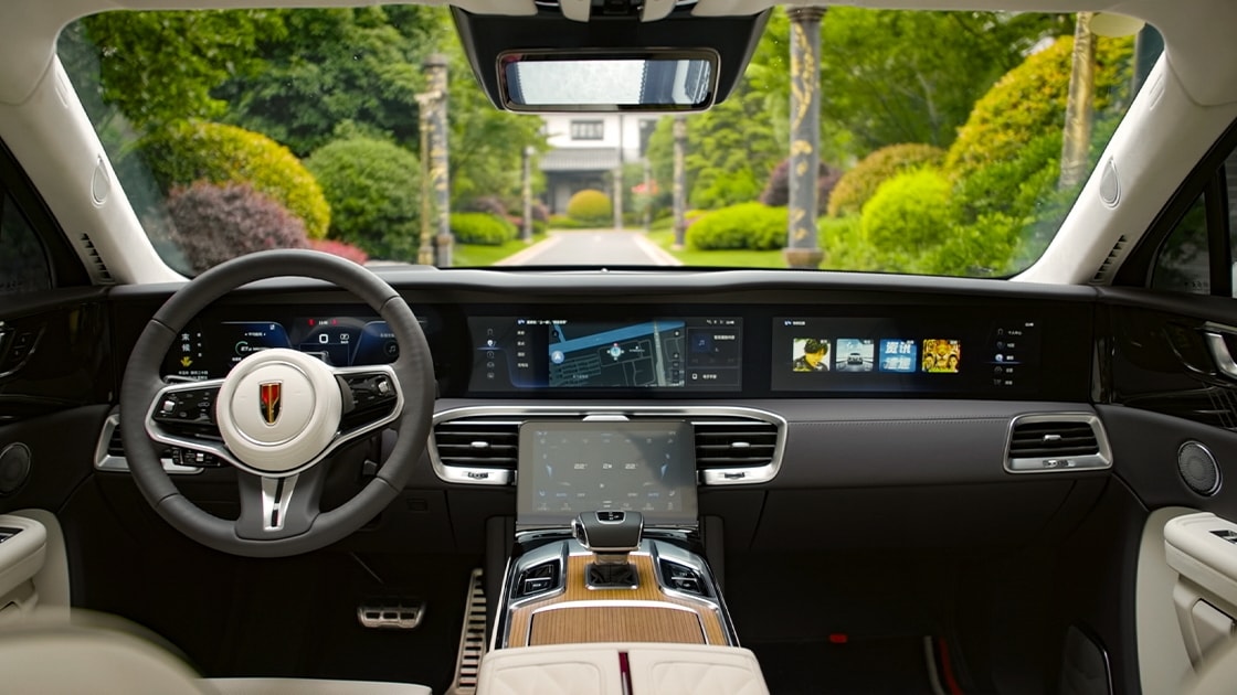 Auto, la Cina allarga il gap tecnologico e accelera l’export: per l’Europa la risposta è nelle partnership