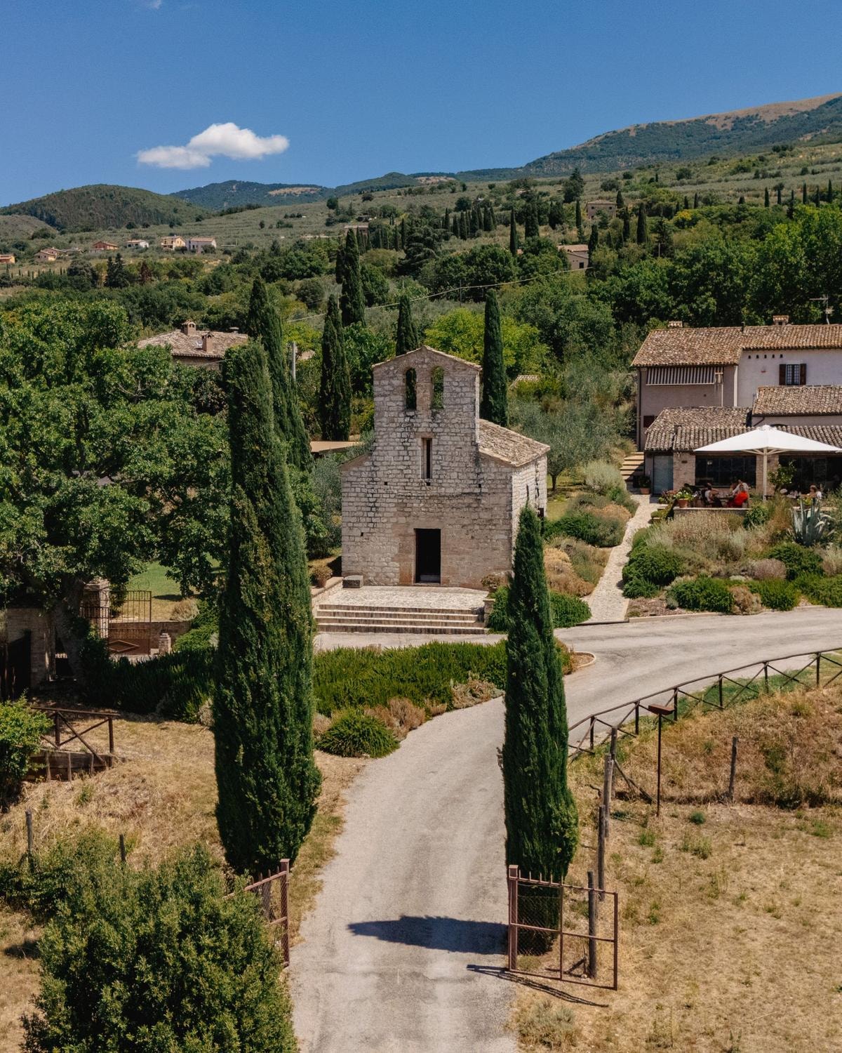 San Pietro a Pettine: esperienza al tartufo tra ospitalità, natura e alta cucina in Umbria
