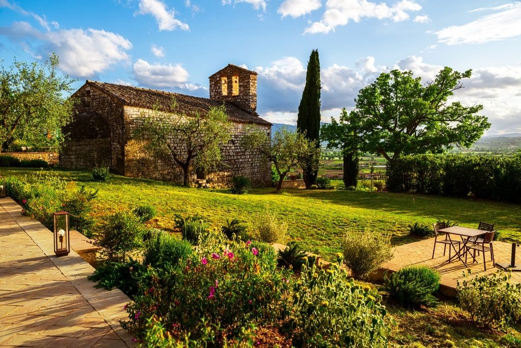 San Pietro a Pettine: esperienza al tartufo tra ospitalità, natura e alta cucina in Umbria