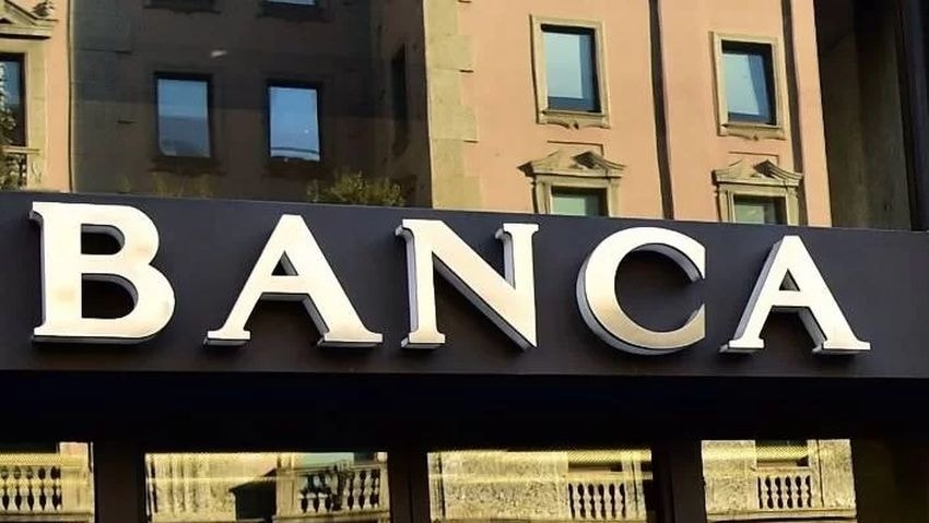 Banche italiane, nel primo trimestre gli analisti si aspettano quasi 7 miliardi di utili dalle cinque più grandi