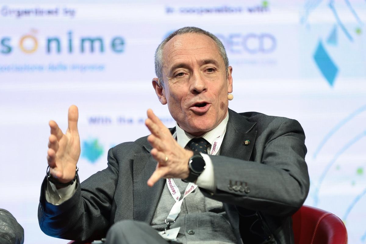 MATTEO DEL FANTE CEO POSTE ITALIANE