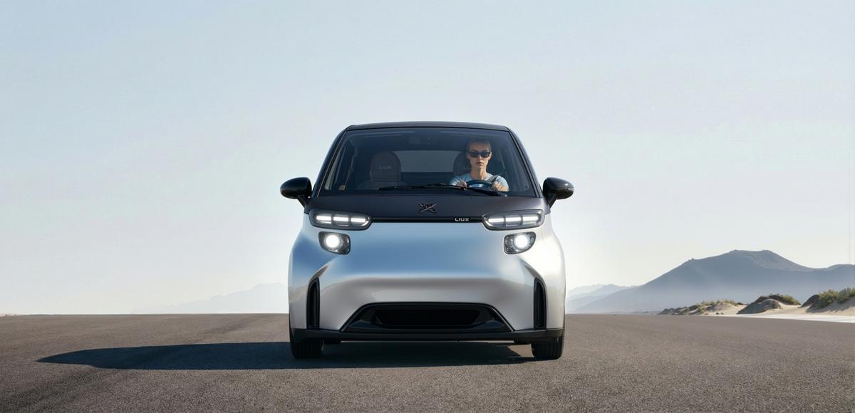 Liux Big: la microcar elettrica che riporta la città alla scala giusta
