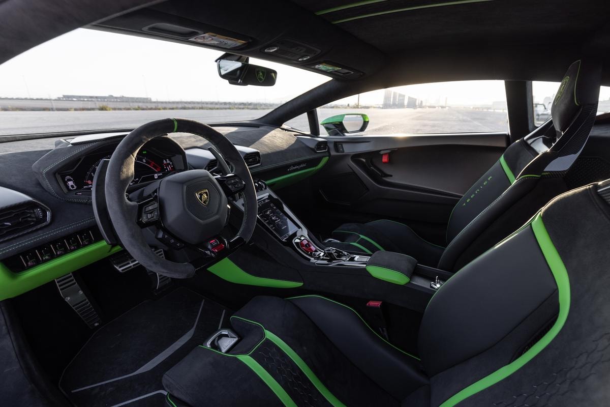 Lamborghini Huracán Tecnica: l’ultima vera supercar analogica