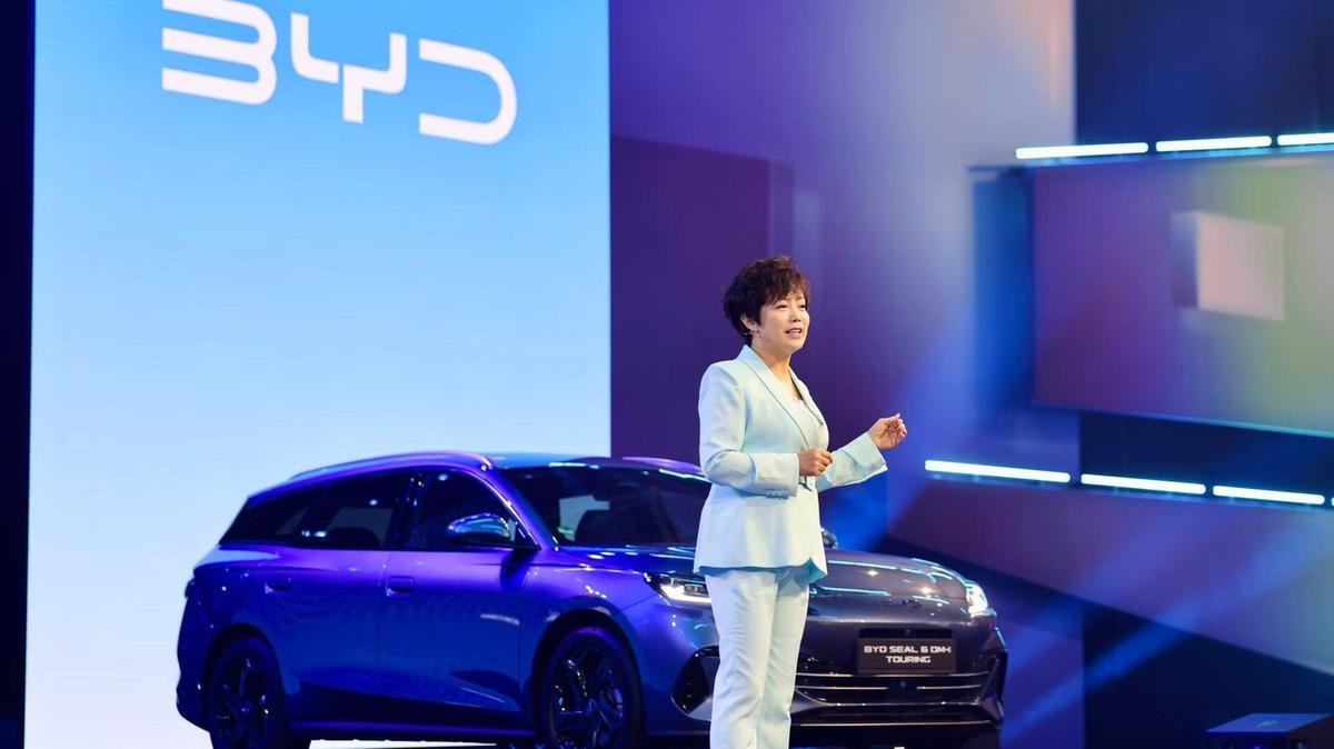 Stella Li, Byd