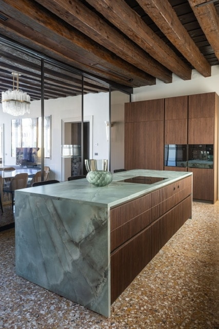 Venezia, dentro il lusso senza tempo di Palazzo Morosini Brandolin: design veneziano, influenze orientali e tecnologia d’eccellenza