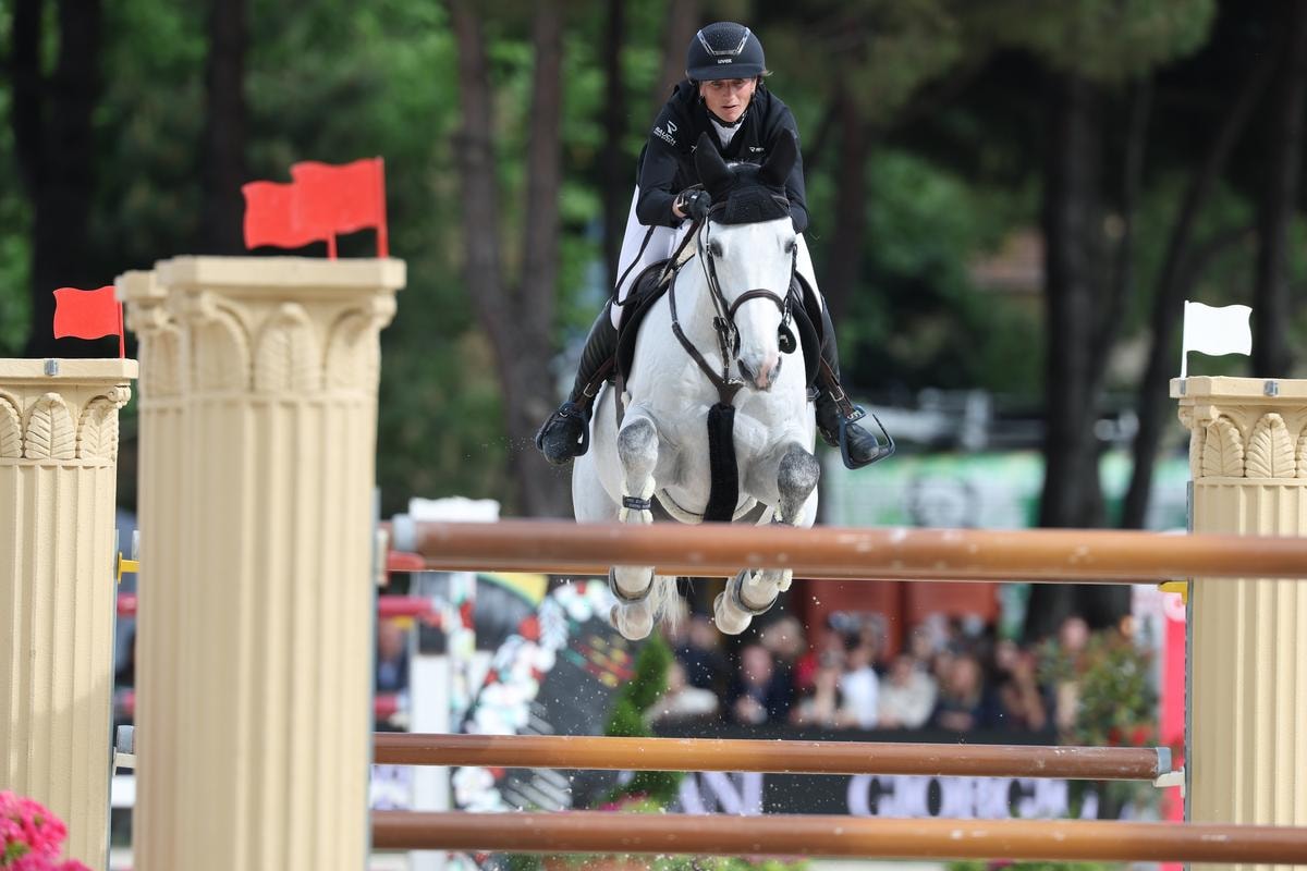 Longines Versilia Horse Show Giorgio Armani 
 - Lido di Camaiore, Parco Bussoladomani
 - 10 May 2026
 - ph.Stefano Grasso/LVHSGA
Katharina Rhomberg Colestus Cambridge AUT