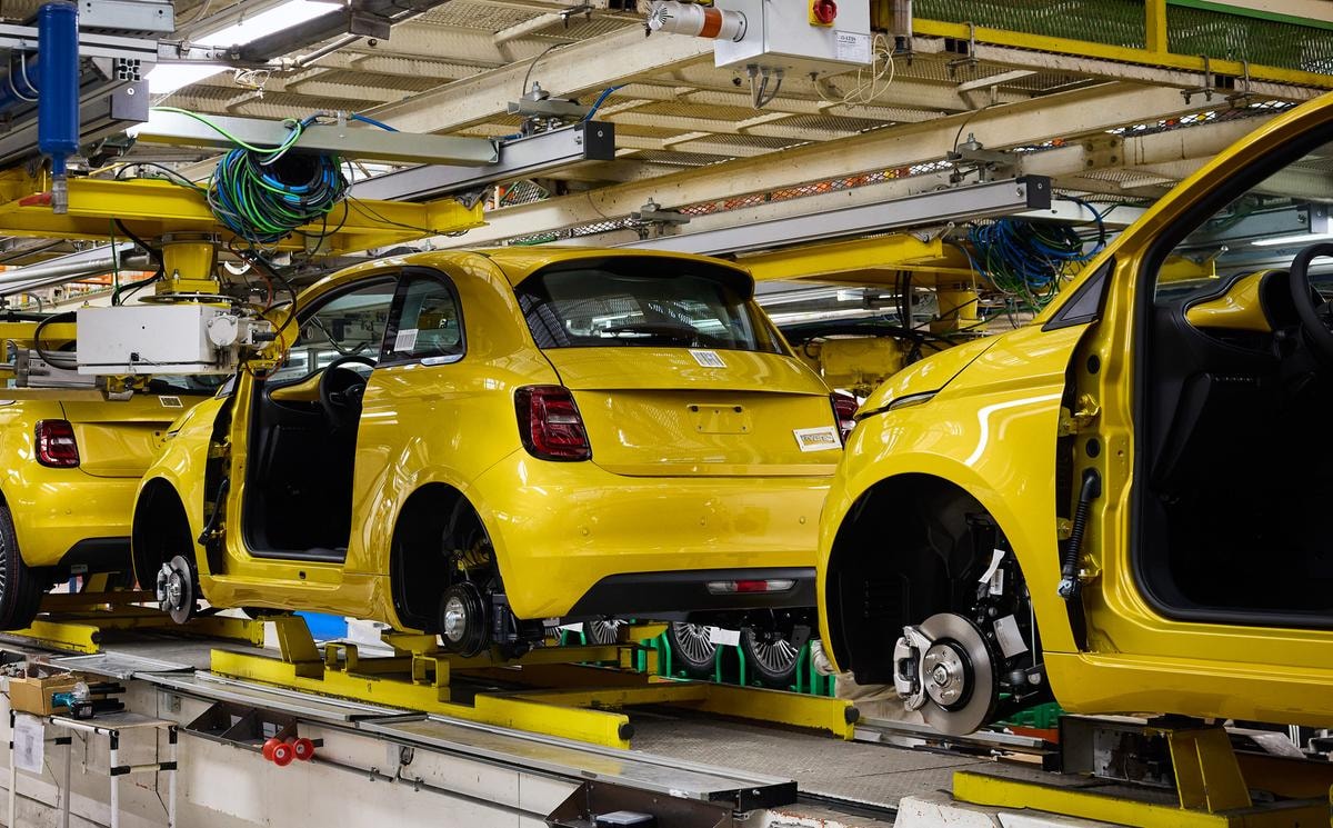 Stellantis, accordo con Accenture e Nvidia per fabbriche e produzione di auto guidate dall’AI