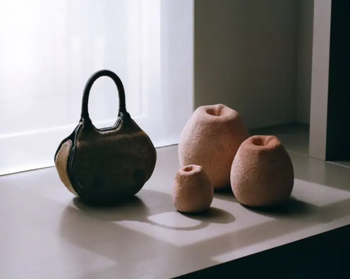 L'interno della boutique Lemaire al Palais Royal (ph Matthieu Lavanchy, courtesy Lemaire)