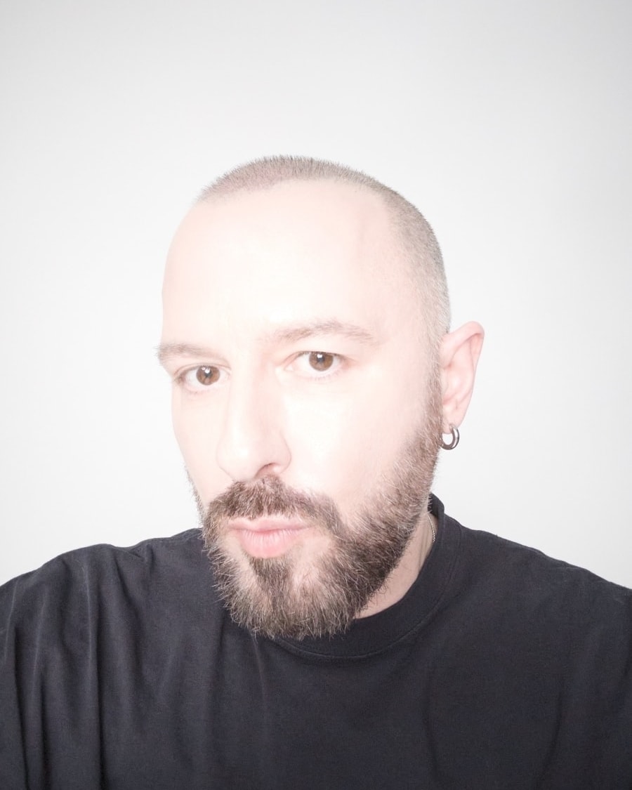Un ritratto di Demna (courtesy Gucci)