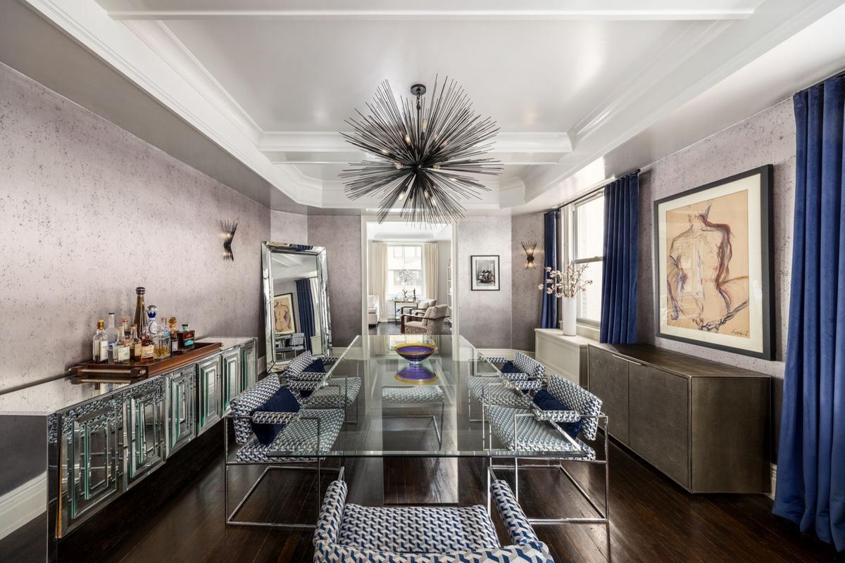 Dentro l’appartamento newyorchese di Debra Messing, la Grace di Will & Grace