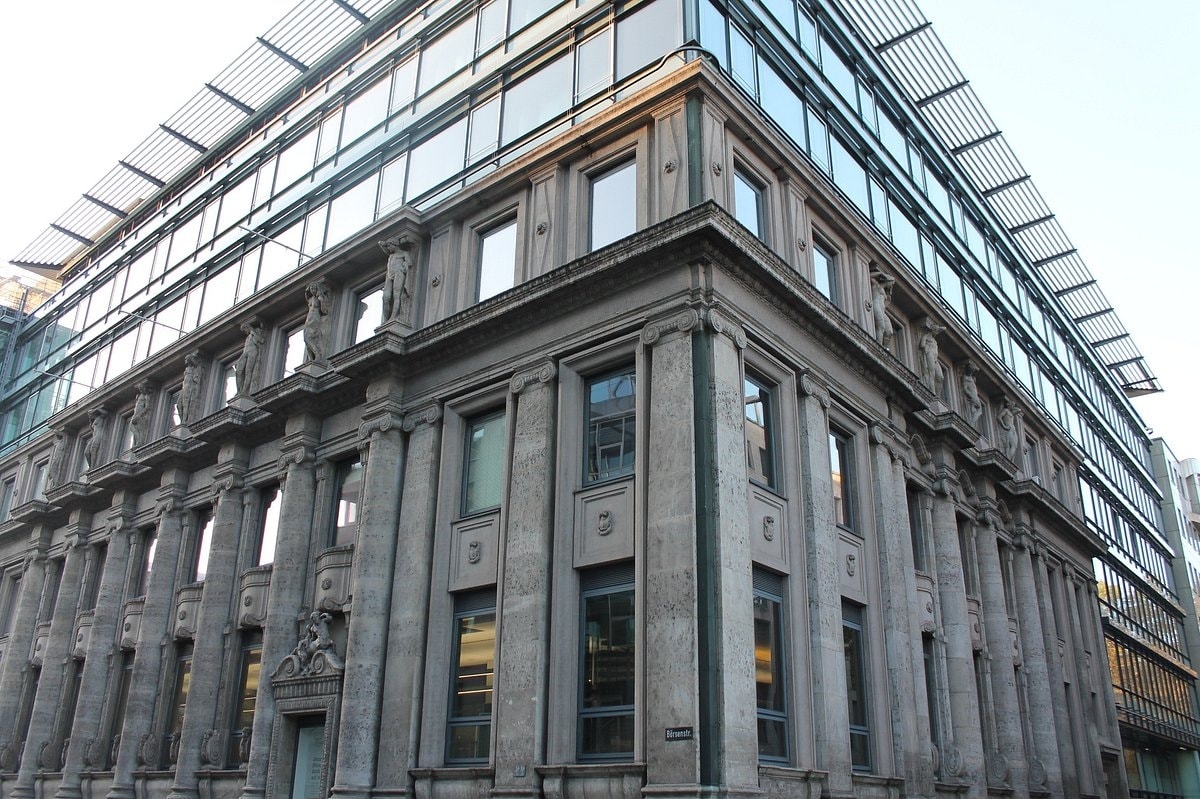 Borsa di Stoccarda: flatexDegiro, Societe Generale e Sg-Forge si uniscono a Seturion per il trading dei titoli tokenizzati