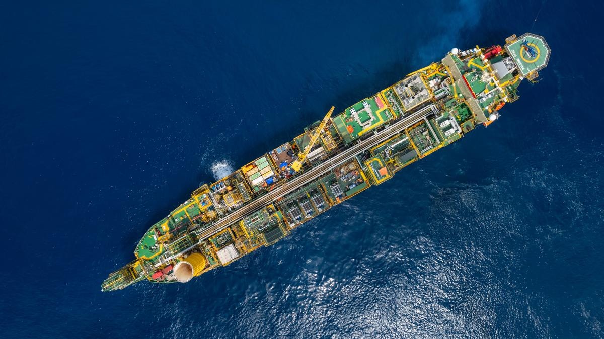 Eni, via libera al maxi-investimento nel più grande giacimento della Costa d’Avorio. Ecco quanto vale il progetto