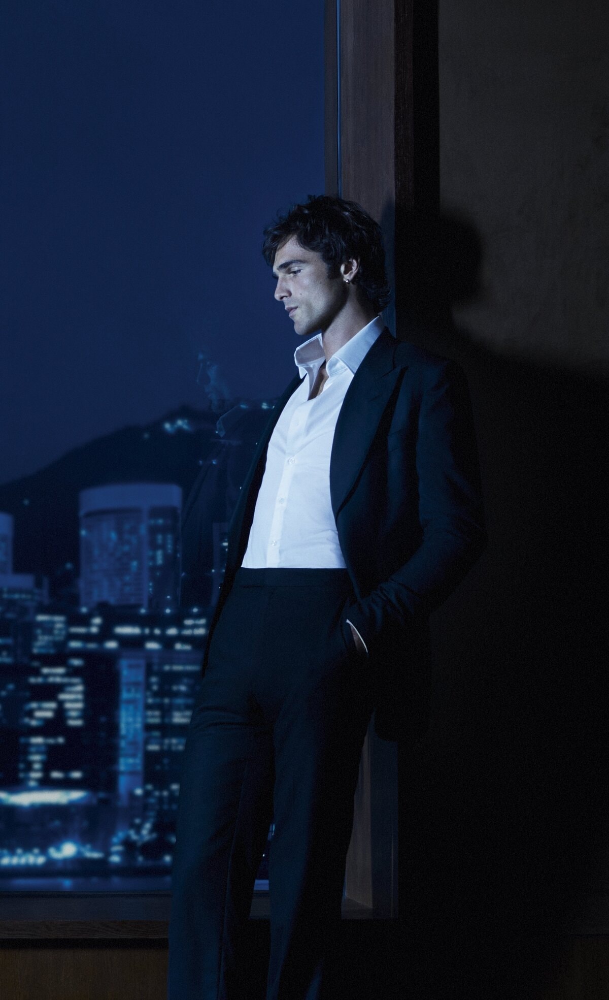 Jacob Elordi nella campagna di lancio di Bleu de Chanel L'exclusif (courtesy Chanel beauty)