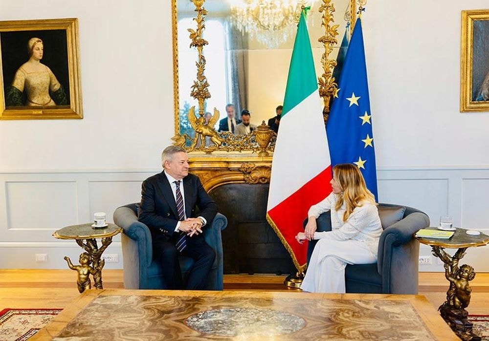 Ted Sarandos (Netflix) e Giorgia Meloni