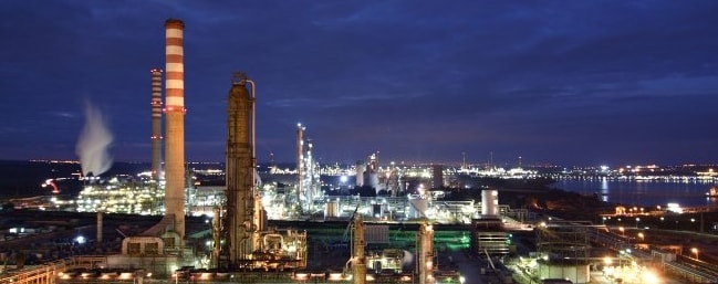 La raffineria Isab di Priolo