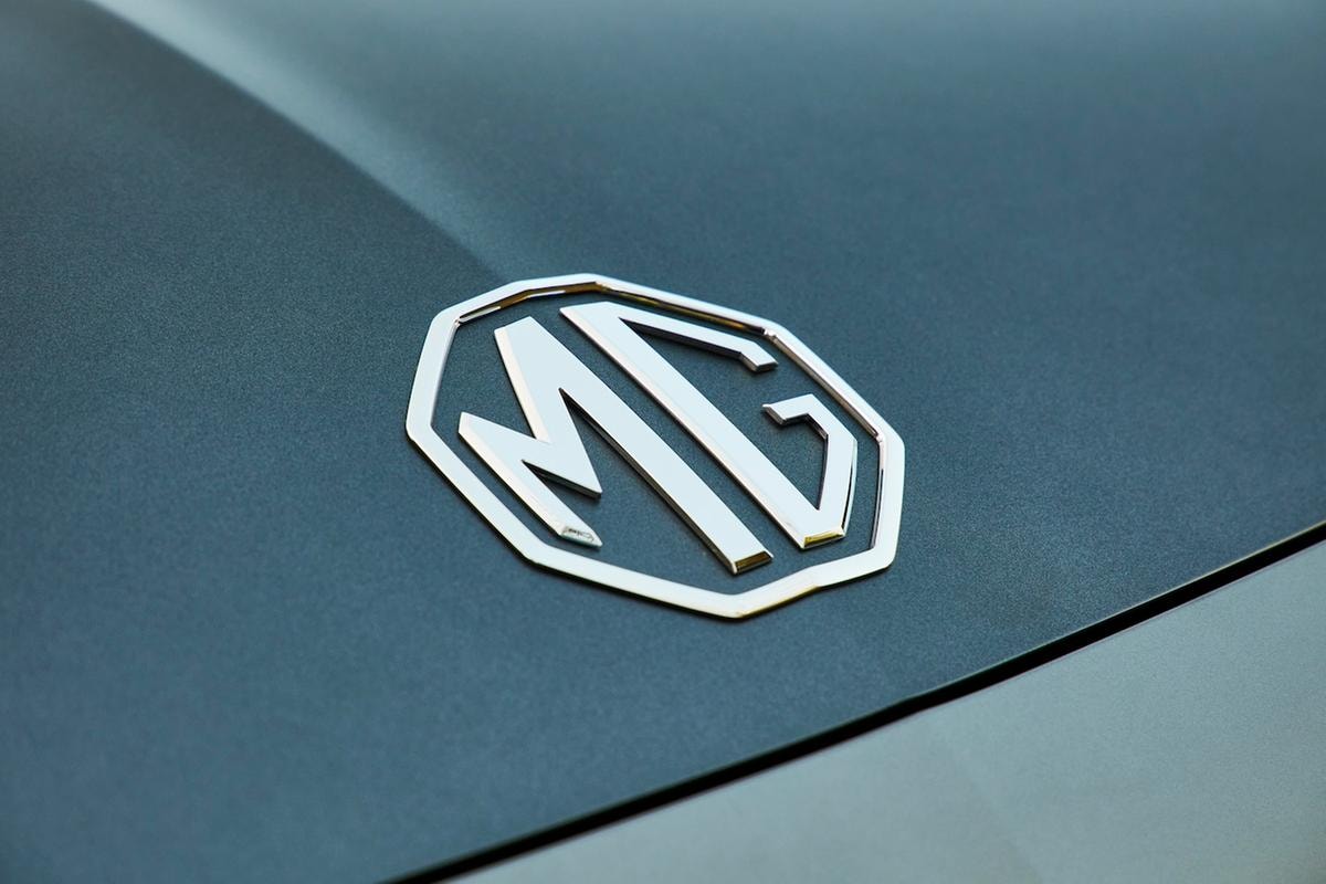 Auto, la cinese MG annuncia il primo stabilimento in Europa: sarà in Spagna. Investiti 200 milioni, il via nel 2028