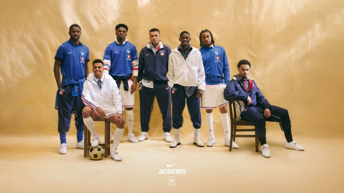 Le divise fuori campo disegnate da Jacquemus con Nike per la Nazionale di calcio francese (courtesy Jacquemus)
