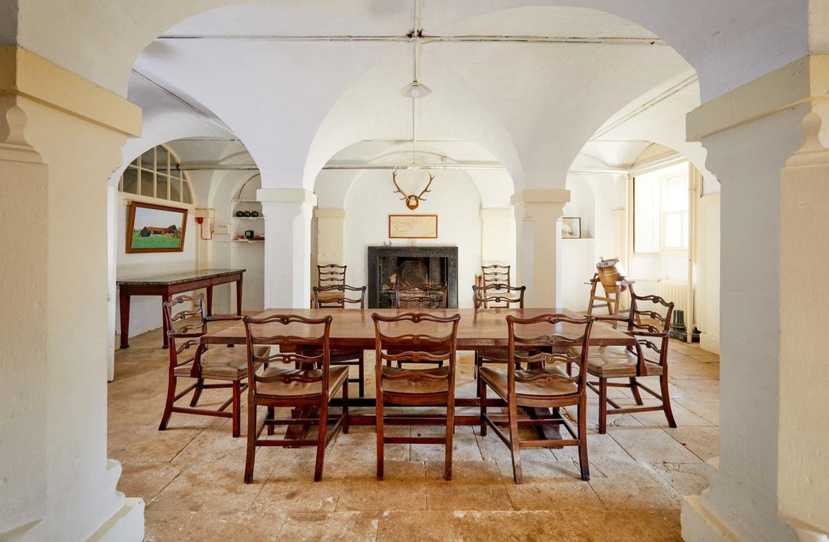 In vendita la villa di Orgoglio e Pregiudizio: la storica tenuta inglese vale 45 milioni