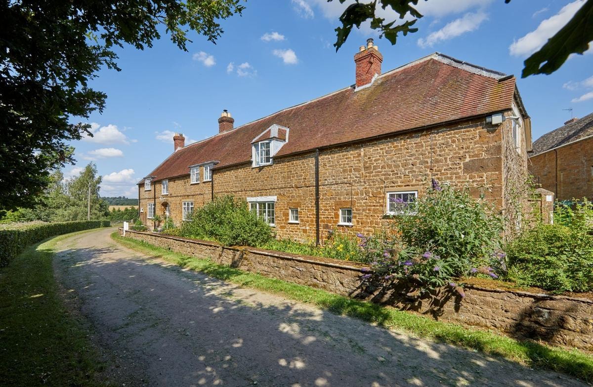 In vendita la villa di Orgoglio e Pregiudizio: la storica tenuta inglese vale 45 milioni