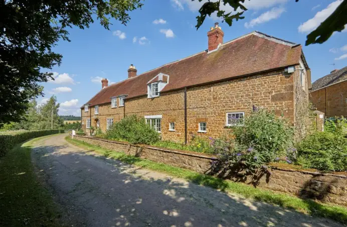 In vendita la villa di Orgoglio e Pregiudizio: la storica tenuta inglese vale 45 milioni