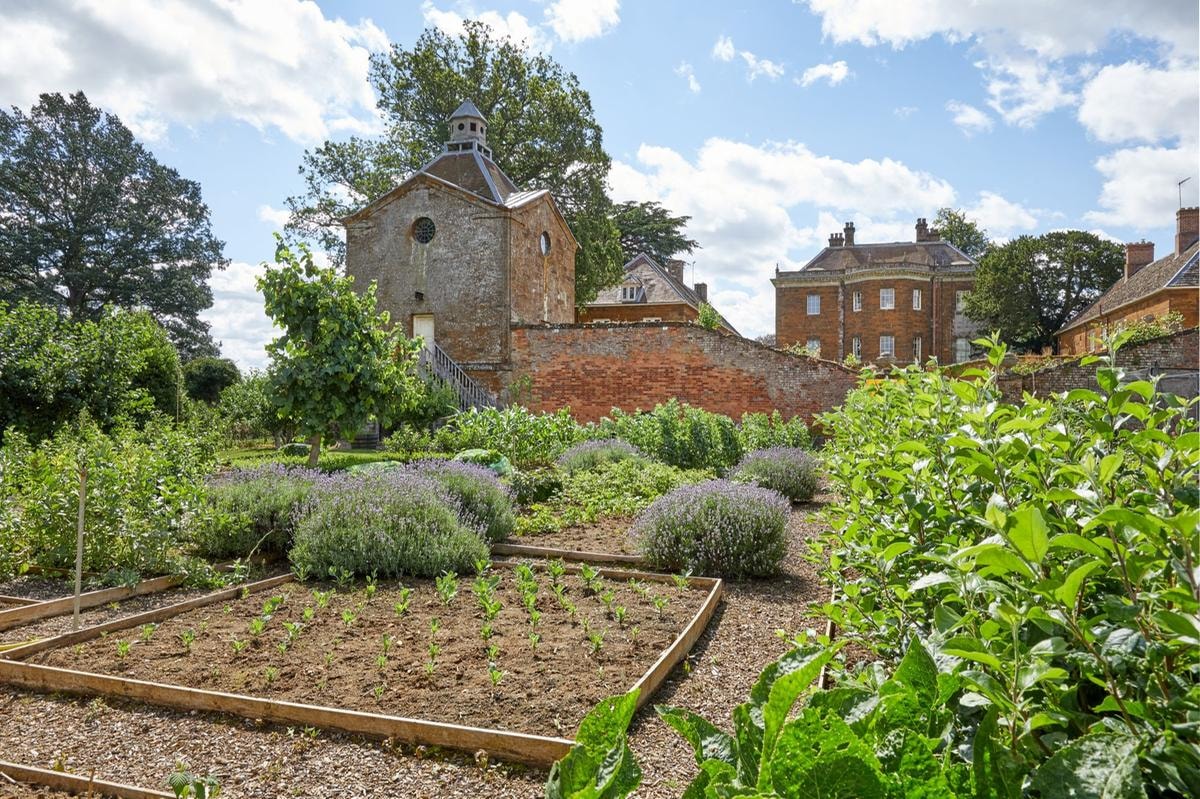 In vendita la villa di Orgoglio e Pregiudizio: la storica tenuta inglese vale 45 milioni