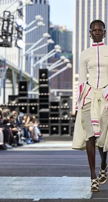 Un look spring-summer 2025 di Off-white (courtesy Off-white)