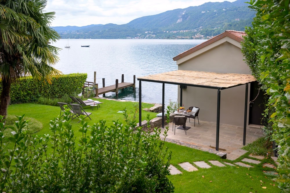 Lago d’Orta, il rifugio segreto di Cannavacciuolo: dentro Laqua By The Lake tra quiet luxury, Spa e stella Michelin