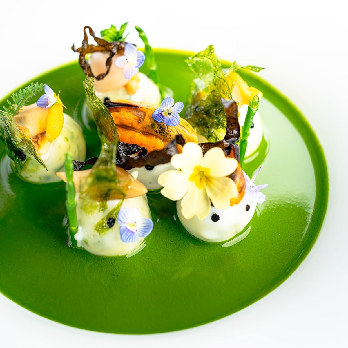 Lago d’Orta, il rifugio segreto di Cannavacciuolo: dentro Laqua By The Lake tra quiet luxury, Spa e stella Michelin
