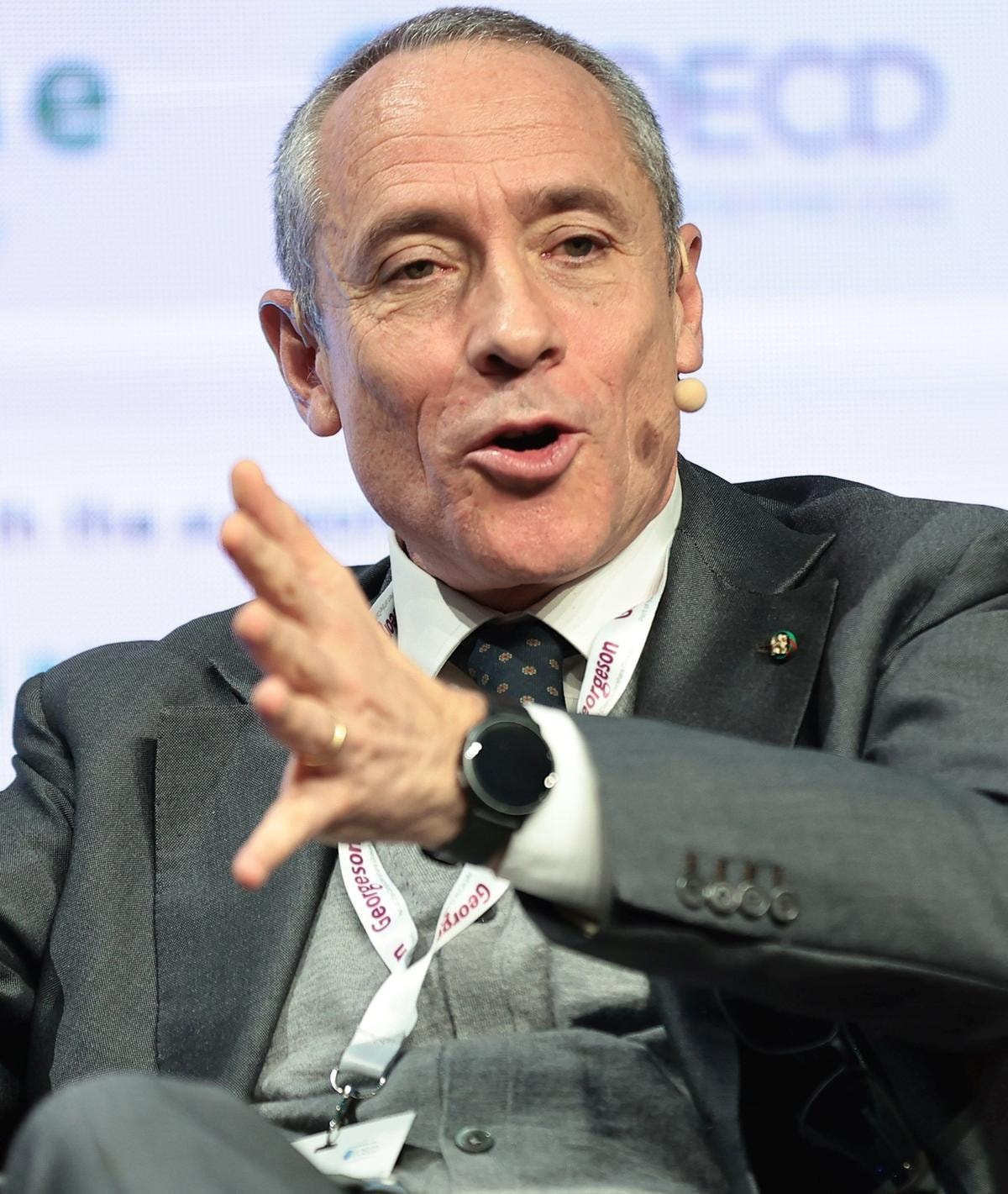 MATTEO DEL FANTE CEO POSTE ITALIANE
