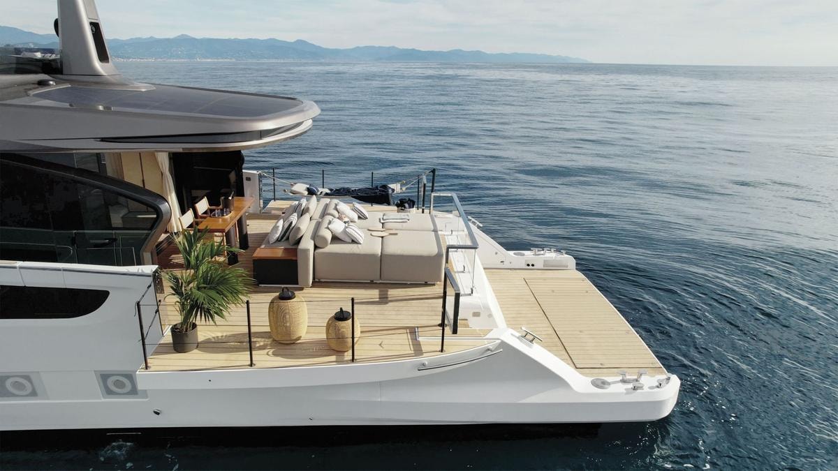 Non basta più guardare il mare: così i nuovi yacht cancellano il confine con l’acqua