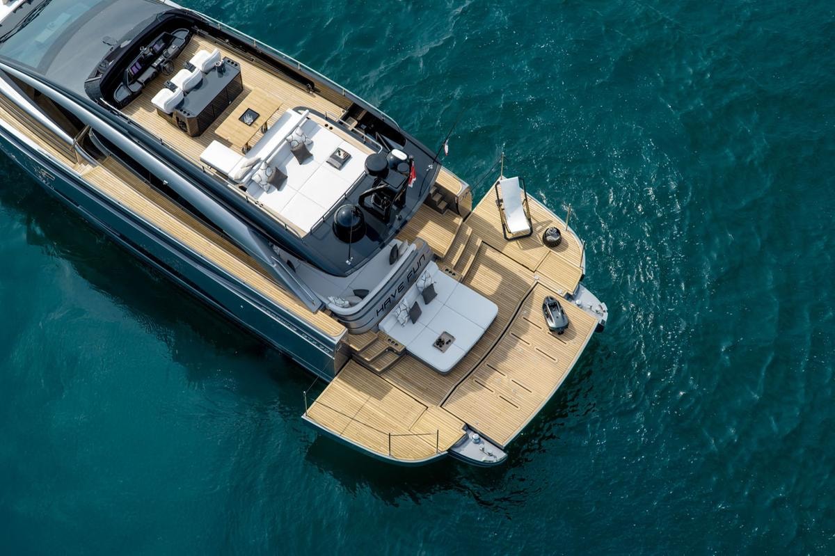 Non basta più guardare il mare: così i nuovi yacht cancellano il confine con l’acqua