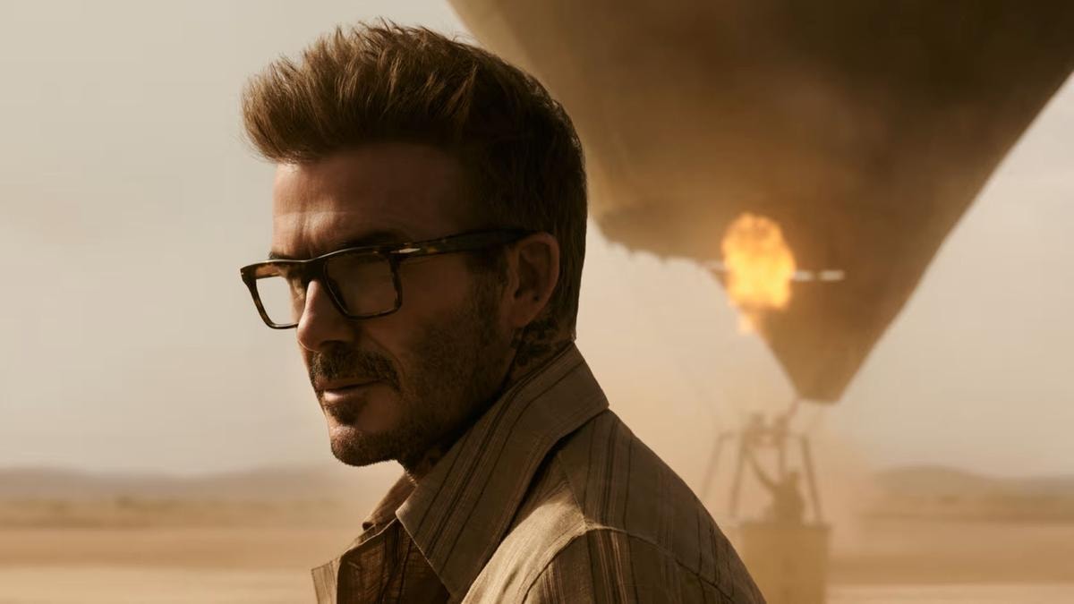 David Beckham in una campagna di Safilo (ph official website)