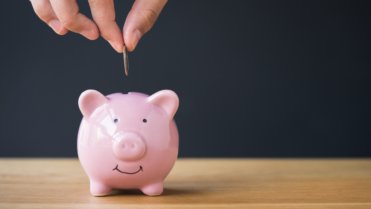 Fondi, gli investimenti degli italiani: chi va in banca compra obbligazioni, chi si affida alle reti di consulenti le azioni