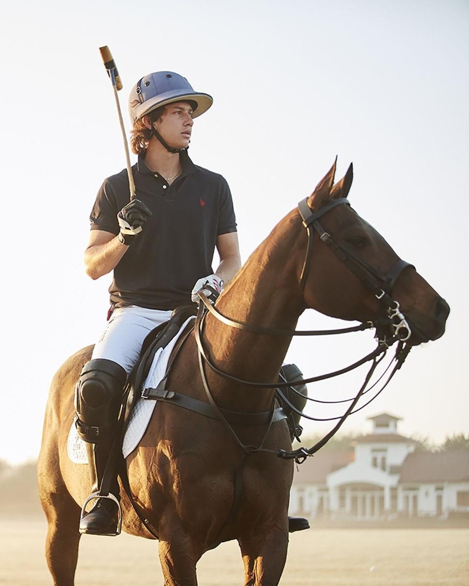 Una campagna U.S. Polo assn. (courtesy U.S. Polo assn.)